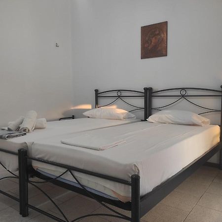 Λεμονιά Ενοικιαζόμενα Δωμάτια Loutra Edipsou  Ngoại thất bức ảnh